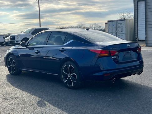 Used 2024 Nissan Altima 2.5 SR w/ SR Premium Package image 7