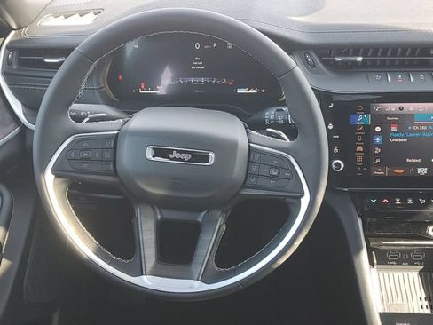 New 2026 Jeep Grand Cherokee Altitude AWD/4WD image 14