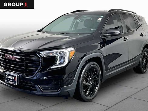 Used 2023 GMC Terrain SLE w/ Elevation Edition FWD image 1
