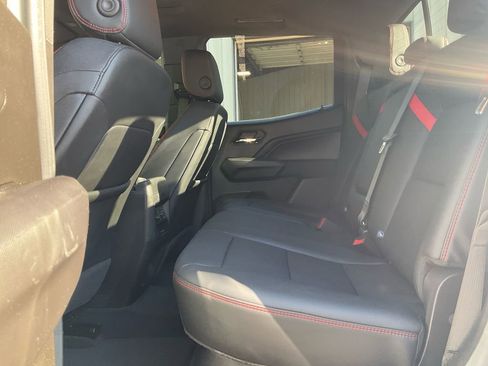 Used 2024 Chevrolet Colorado Z71 w/ Z71 Convenience Package 2 image 14