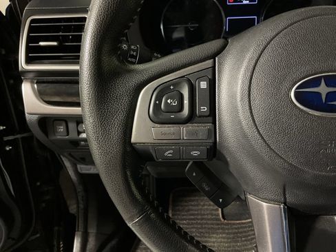 Used 2017 Subaru Forester 2.5i Touring AWD/4WD image 29