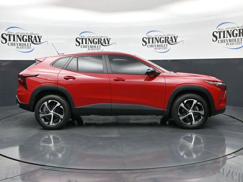 Used 2026 Chevrolet Trax RS image 8