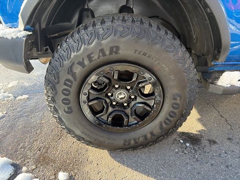 Certified 2022 Ford Bronco Wildtrak image 6