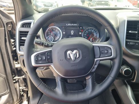 Used 2023 RAM 1500 Big Horn AWD/4WD image 23