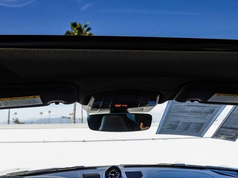 Used 2025 Porsche 911 Carrera image 18