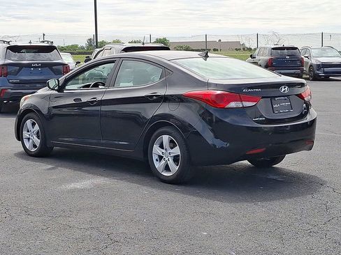 Used 2011 Hyundai Elantra GLS w/ Preferred Equipment Pkg 3 FWD image 4