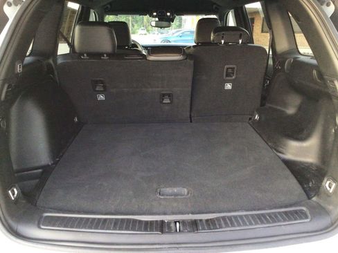 Used 2024 Jeep Grand Cherokee Altitude image 27