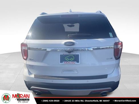Used 2017 Ford Explorer XLT w/ Equipment Group 202A AWD/4WD image 5