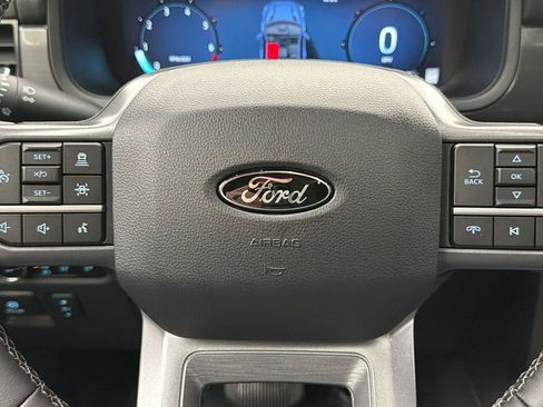Used 2025 Ford F150 Lariat image 27