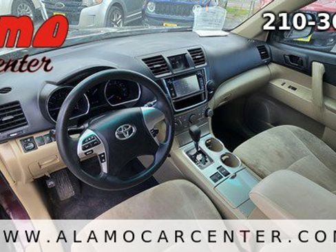 Used 2013 Toyota Highlander FWD image 31