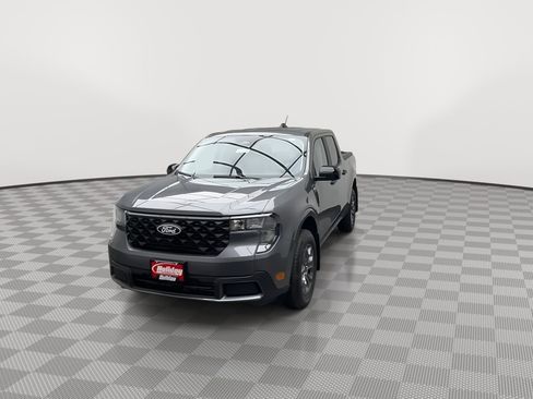 New 2025 Ford Maverick XLT w/ XLT Luxury Package image 33