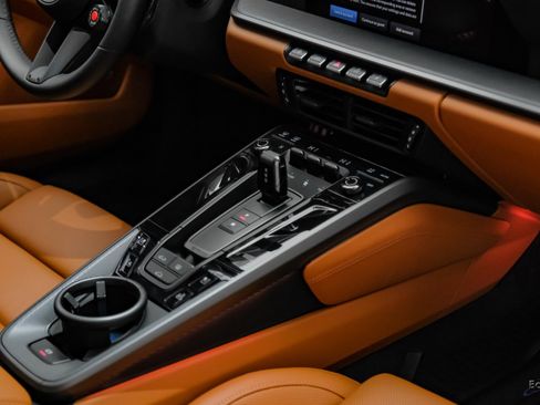 Used 2025 Porsche 911 Carrera image 62