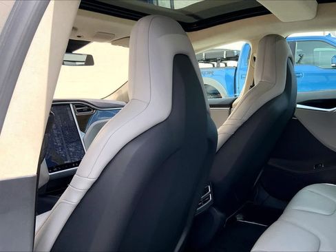Used 2015 Tesla Model S 70D AWD/4WD image 13
