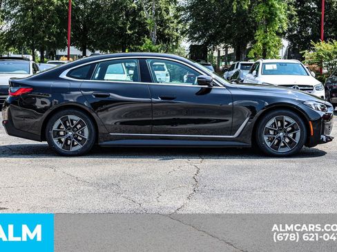 Used 2025 BMW i4 xDrive40i w/ Parking Assistance Package image 10