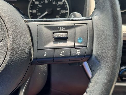 Used 2023 Nissan Rogue SL w/ SL Premium Package FWD image 25