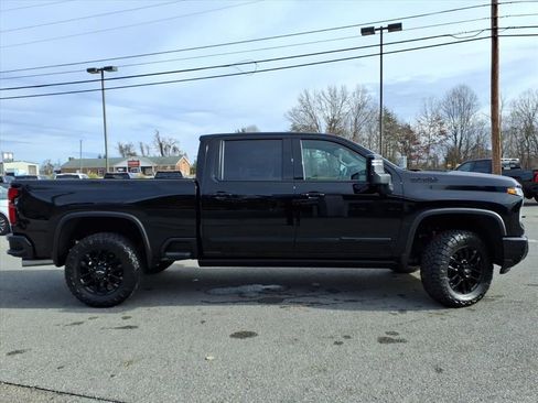 New 2026 Chevrolet Silverado 2500 High Country w/ High Country Premium Package image 3