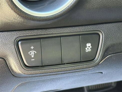 Certified 2023 Kia Forte LXS image 10