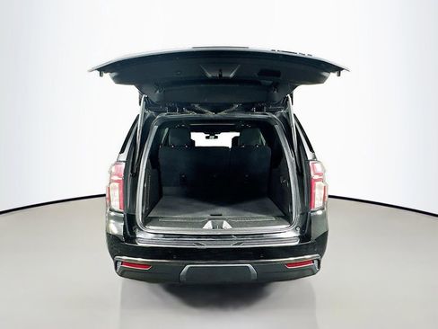 Used 2021 Chevrolet Suburban RST w/ Luxury Package image 30