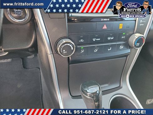 Used 2016 Toyota Camry SE w/ Moonroof Package FWD image 9
