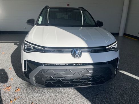 New 2026 Volkswagen Taos SE AWD/4WD image 8