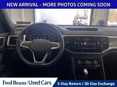 Used 2022 Volkswagen Atlas Cross Sport SE w/ Panoramic Sunroof Package image 13