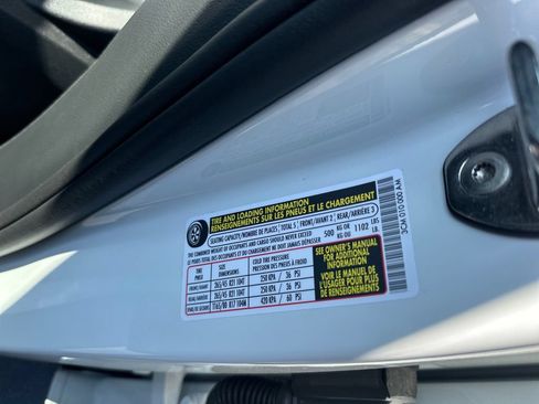 Used 2026 Volkswagen Atlas Cross Sport SEL Premium R-Line AWD/4WD image 29