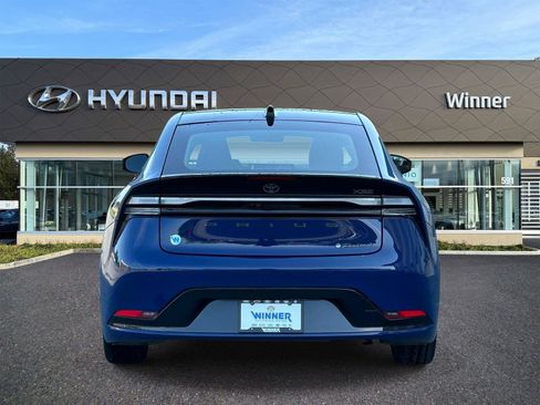 Used 2024 Toyota Prius Prime Premium w/ Advanced Technology Package FWD image 3