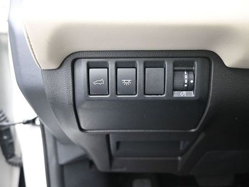 Used 2023 Subaru Ascent Limited w/ Technology Package image 16