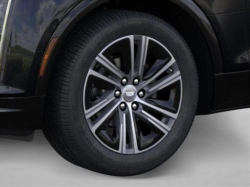 New 2026 Cadillac Lyriq Luxury image 9