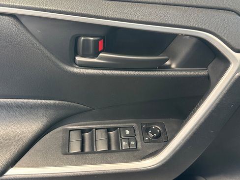 Certified 2024 Toyota RAV4 LE AWD/4WD image 14