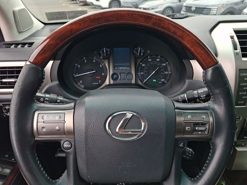 Used 2011 Lexus GX 460 w/ Comfort Plus Pkg AWD/4WD image 22