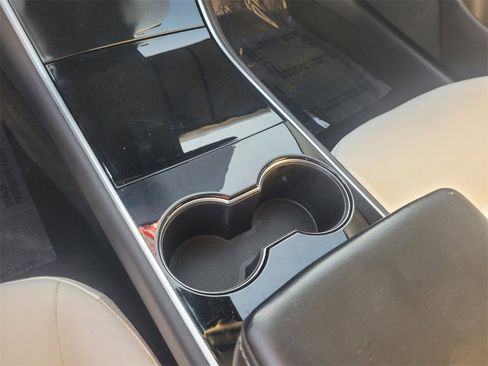 Used 2018 Tesla Model 3 Long Range image 24