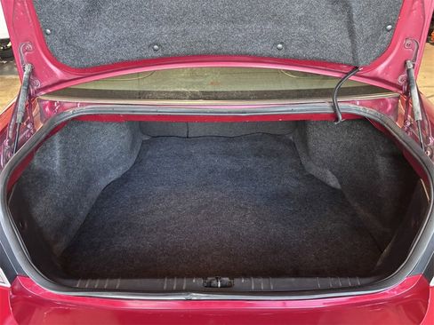 Used 2014 Chevrolet Impala LTZ image 14