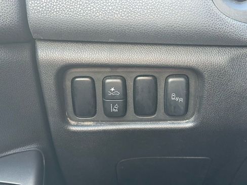 Used 2022 Mitsubishi Outlander Sport SE FWD image 9