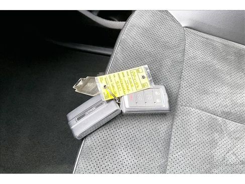 Certified 2025 Jeep Grand Cherokee L Altitude image 12