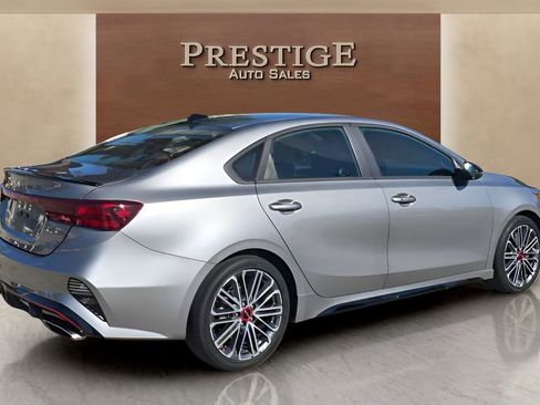 Used 2022 Kia Forte GT image 14