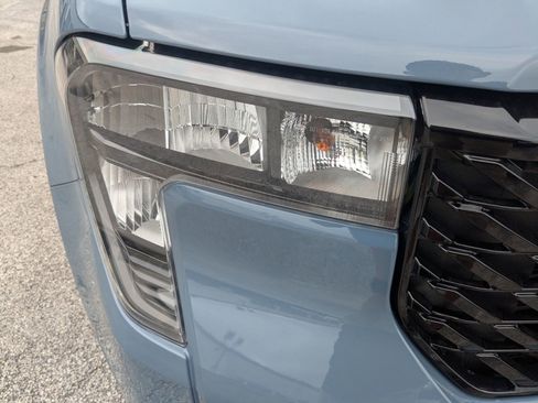 New 2025 Ford Maverick XLT w/ Black Appearance Package image 10