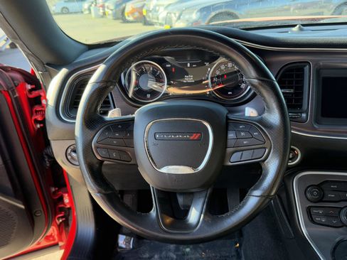 Used 2022 Dodge Challenger R/T image 18