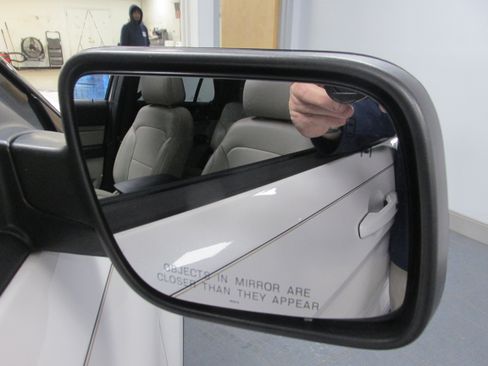 Certified 2018 Ford Explorer XLT w/ Equipment Group 202A image 16