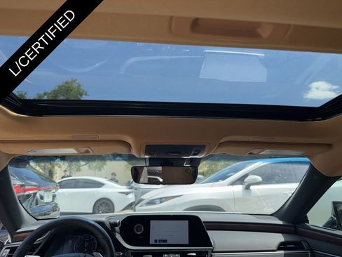 Certified 2025 Lexus ES 350 w/ Premium Package image 22