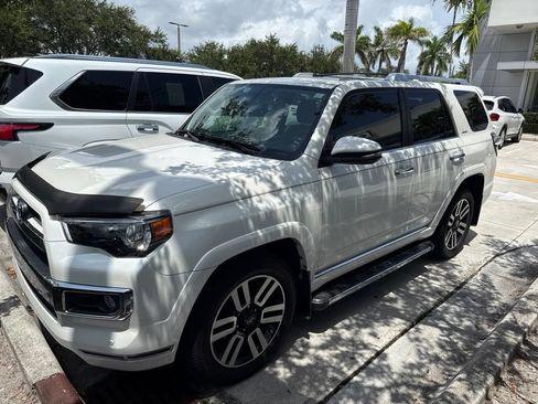 Used 2015 Toyota 4Runner Limited AWD/4WD image 2