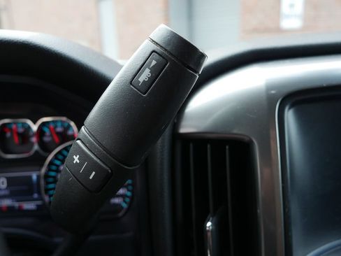 Used 2019 Chevrolet Silverado 1500 LT w/ All Star Edition AWD/4WD image 16