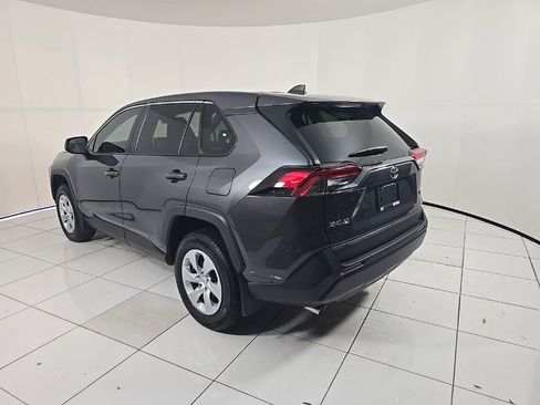 Used 2024 Toyota RAV4 LE image 7