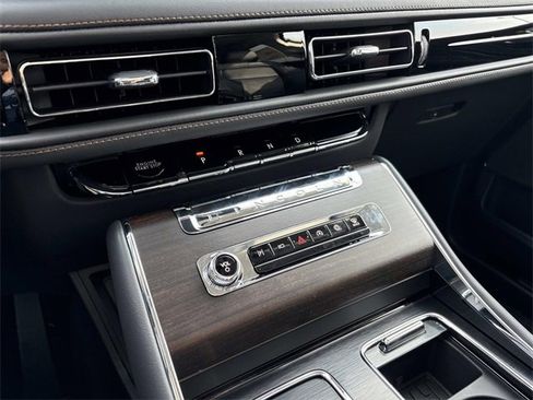 New 2026 Lincoln Aviator Reserve w/ Jet Appearance Package image 31