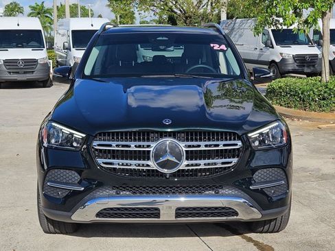 Used 2024 Mercedes-Benz GLE 450 4MATIC image 2
