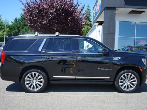 Used 2021 GMC Yukon Denali w/ Denali Ultimate Package AWD/4WD image 6