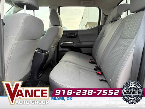 Used 2018 Toyota Tacoma SR5 image 14