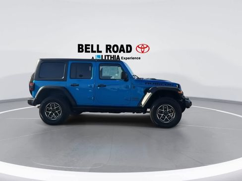 Used 2025 Jeep Wrangler Unlimited Rubicon image 9