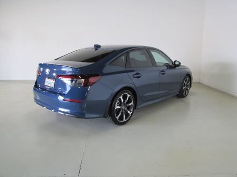 Certified 2025 Honda Civic Sport Touring image 26