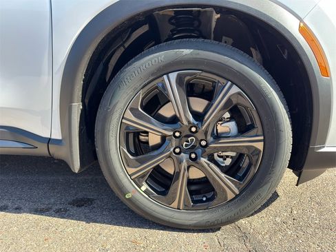 New 2026 INFINITI QX60 Autograph image 10